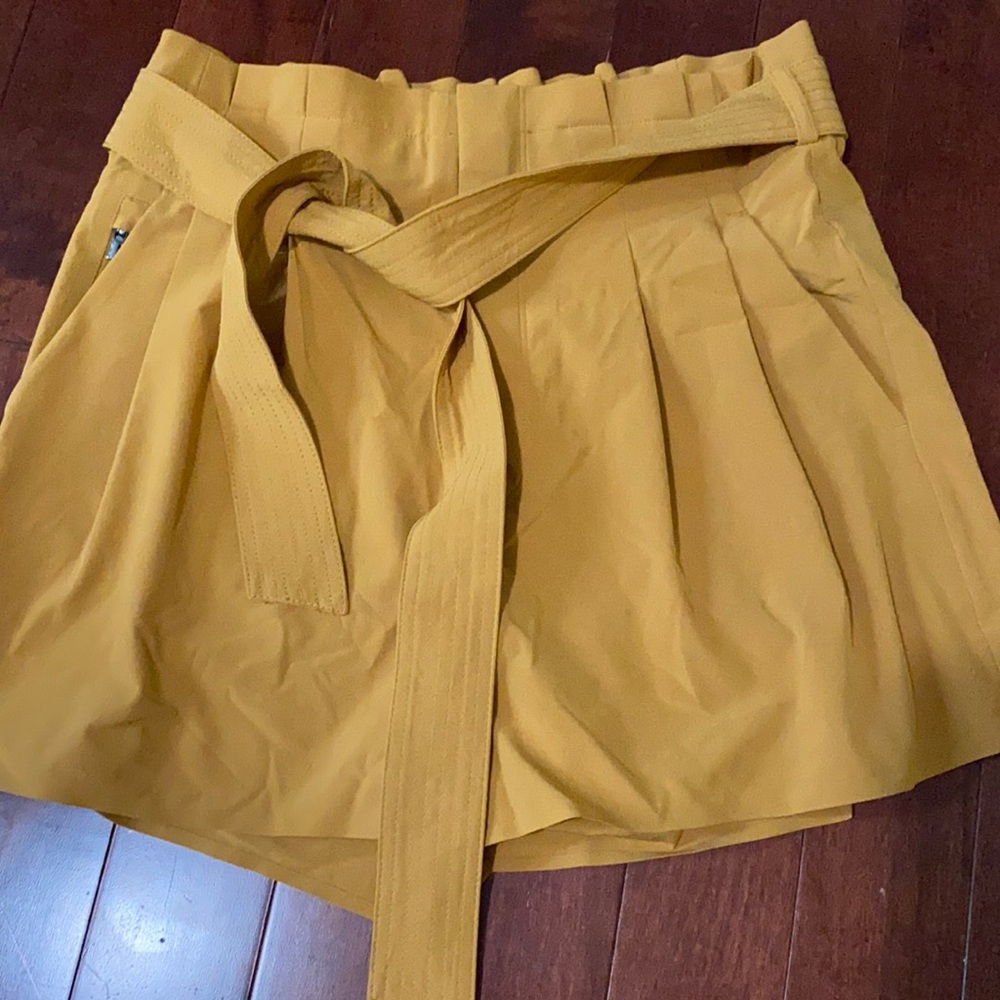 Athleta tie shorts